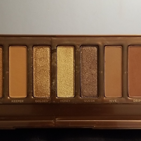 Naked Urban Decay Honey Palette - Picture 5 of 7